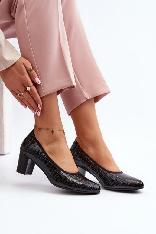 su lako efektu Bateliai su įspaudu juodos spalvos Cynania