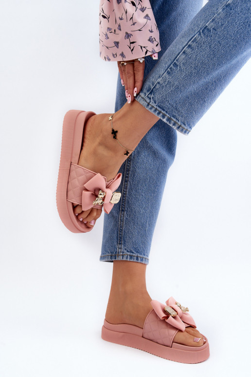 Moteriškos šlepetės su lankeliu ir meškiuku, Rožinė Katterina Moteriškos šlepetės su lankeliu ir meškiuku, Rožinė Katterina