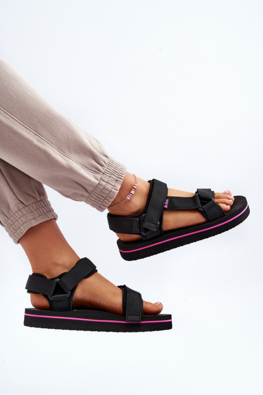 Moteriškos basutės su platforma Lee Cooper LCW-24-05-2751L juodos spalvos Moteriškos basutės su platforma Lee Cooper LCW-24-05-2751L juodos spalvos