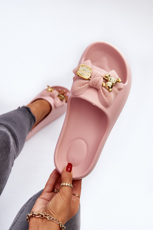 Lengvos šlepetės Moteriškos šlepetės su kaspinais rožinės spalvos Salessa