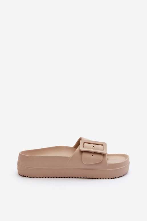 Lengvos šlepetės su platforma su sagtimis Big Star NN274A666 smėlio spalvos Lengvos šlepetės su platforma su sagtimis Big Star NN274A666 smėlio spalvos