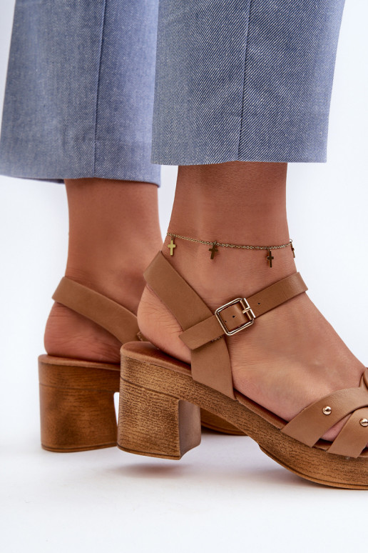 Moteriškos basutės su kulniukais iš eko odos rudos spalvos Assames