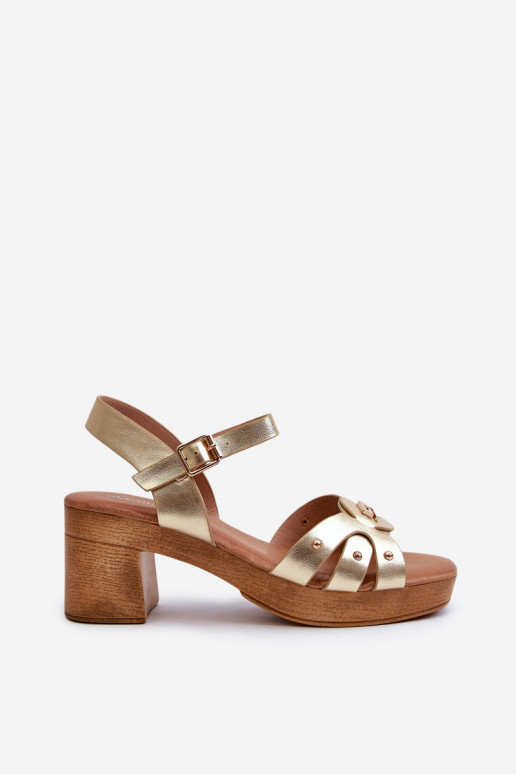 Moteriškos basutės su kulniukais iš eko odos aukso spalvos Assames Moteriškos basutės su kulniukais iš eko odos aukso spalvos Assames