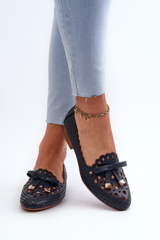 Ažūrinės balerinos   su kaspinais tamsiai mėlynos spalvos Nestavia