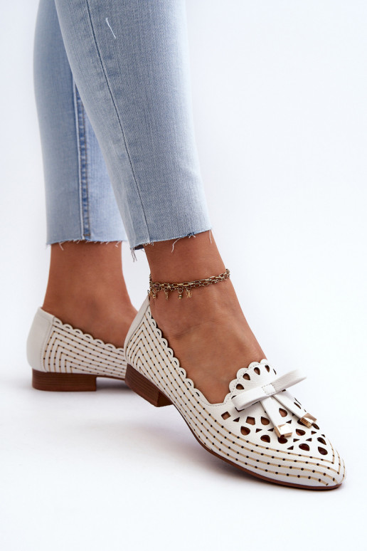 Ažūrinės balerinos   su kaspinais baltos spalvos Nestavia