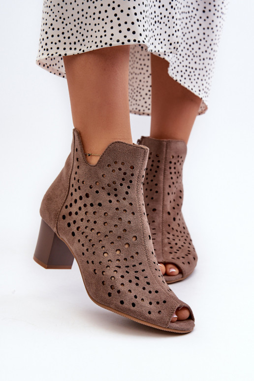 Moteriški ažūriniai ekologiški zomšiniai batai aukštakulniais atvirais pirštais Ruda Halania