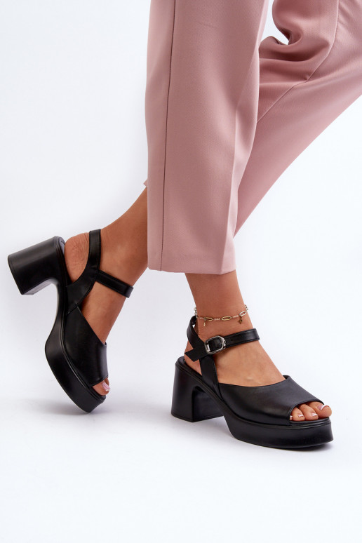 Moteriškos basutės    su kulniukais Vinceza 66627 juodos spalvos