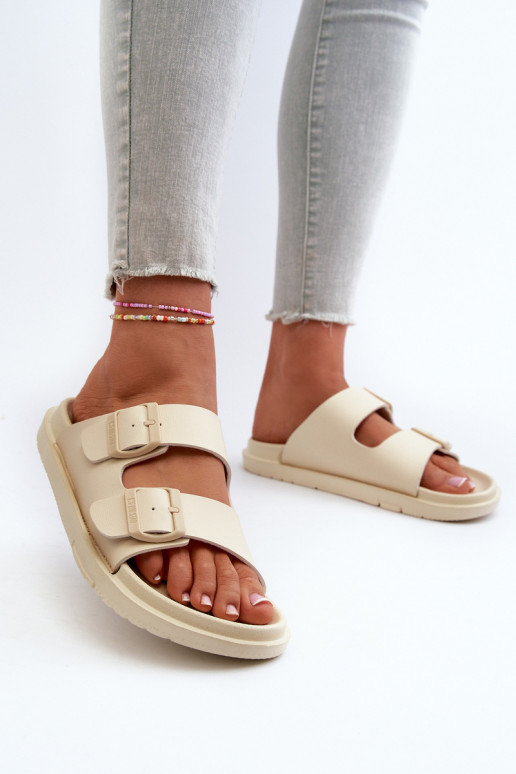 Lengvos šlepetės   su sagtimis Big Star NN274A752 smėlio spalvos