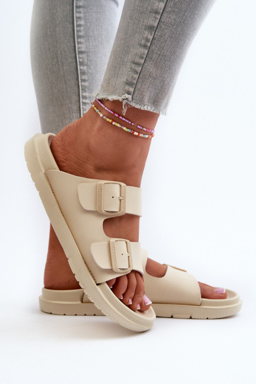 Lengvos šlepetės   su sagtimis Big Star NN274A752 smėlio spalvos