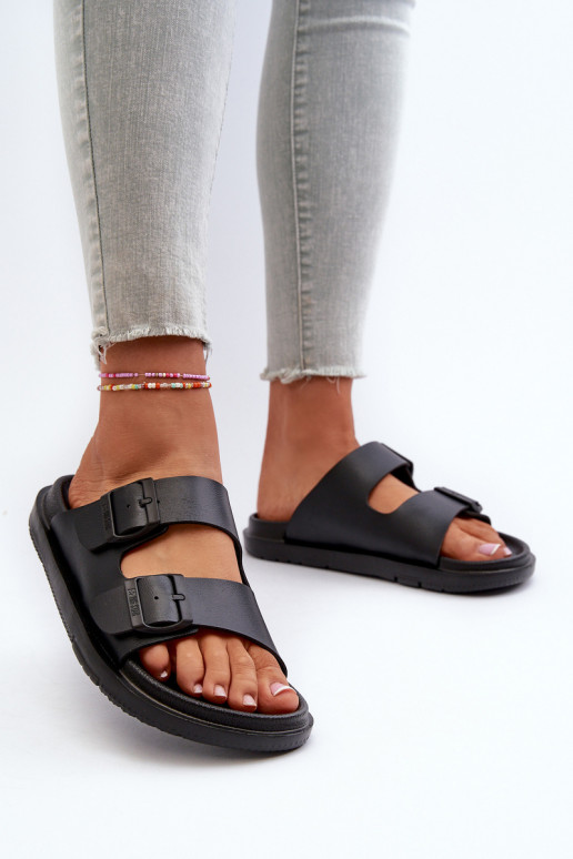 Lengvos šlepetės   su sagtimis Big Star NN274A750 juodos spalvos Lengvos šlepetės   su sagtimis Big Star NN274A750 juodos spalvos