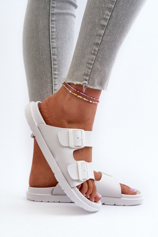 Lengvos šlepetės   su sagtimis Big Star NN274A751 baltos spalvos