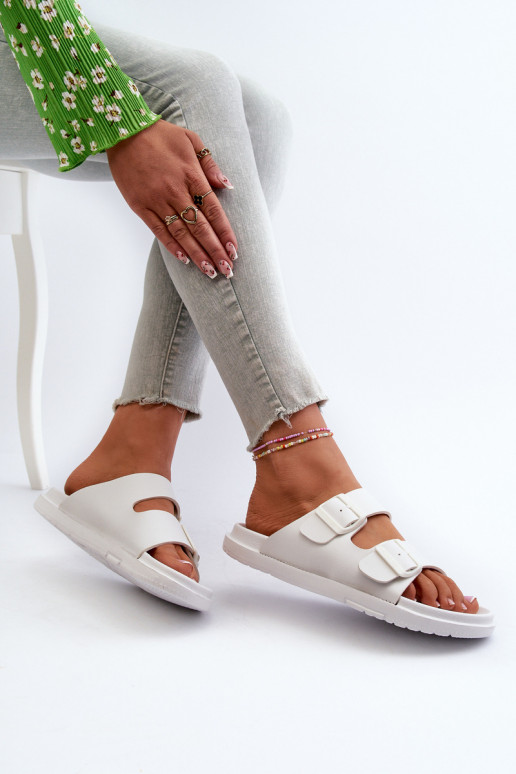 Lengvos šlepetės   su sagtimis Big Star NN274A751 baltos spalvos