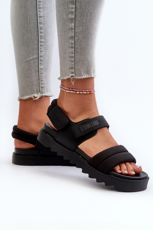 Moteriškos basutės su platforma Big Star NN274750 juodos spalvos Moteriškos basutės su platforma Big Star NN274750 juodos spalvos