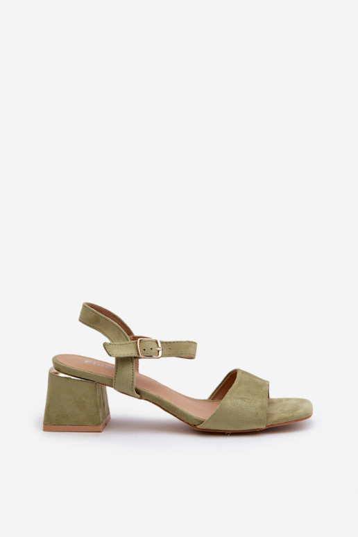 Moteriški basutės ant ekologiškos zomšos bloko, žalia leiša Moteriški basutės ant ekologiškos zomšos bloko, žalia leiša