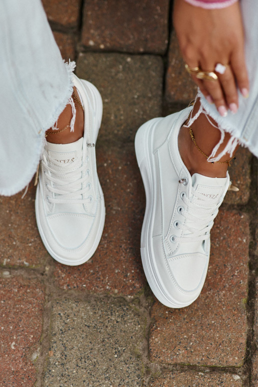 laisvalaikio batai sportiniai bateliai   su platforma su ornamentais baltos spalvos Vinceza 13613 laisvalaikio batai sportiniai bateliai   su platforma su ornamentais baltos spalvos Vinceza 13613