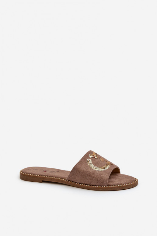 Moteriškas butas Šlepetės su blizgančiais žvyneliais S.Barski KV27-052 rudos spalvos Moteriškas butas Šlepetės su blizgančiais žvyneliais S.Barski KV27-052 rudos spalvos