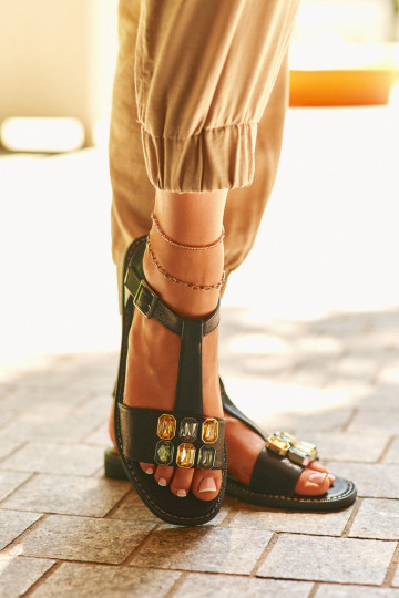 Elegantiško stiliaus Moteriškos basutės Su puošniaisi Detalami S.Barski KV27-030 juodos spalvos 2