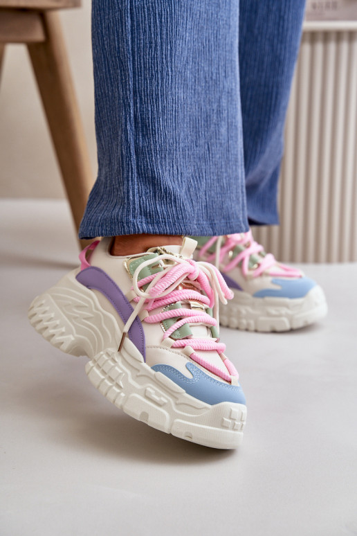 Sneakers modelio batai Moteriškas su madingais masyviais padais įvairių spalvų Nevela Sneakers modelio batai Moteriškas su madingais masyviais padais įvairių spalvų Nevela