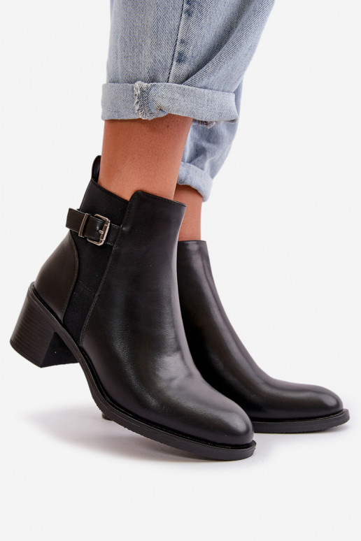 Moteriški aulinukai pašiltinti su kulniukais su sagtimis juodos spalvos Nevillira Moteriški aulinukai pašiltinti su kulniukais su sagtimis juodos spalvos Nevillira