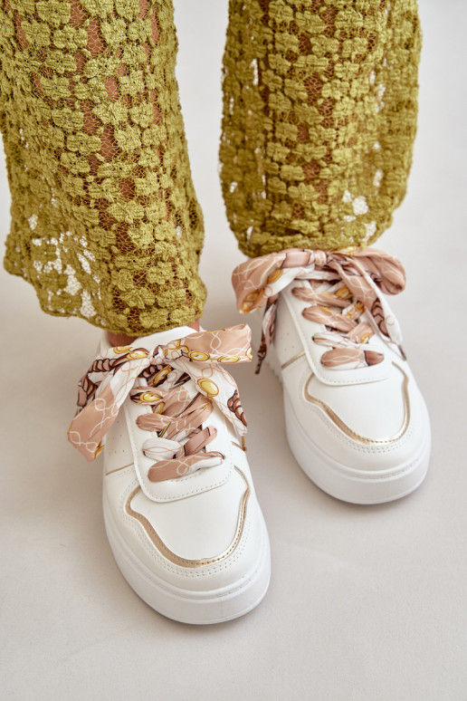 Sneakers modelio batai Moteriškas su platforma Su puošniais Suvarstymasm baltos spalvos Mistra