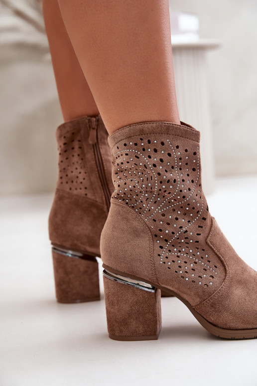 Dekoruotos su aužūro elementais Moteriški aulinukai Z iš eko zomšosu rudos spalvos S.Barski HY42-029 Dekoruotos su aužūro elementais Moteriški aulinukai Z iš eko zomšosu rudos spalvos S.Barski HY42-029