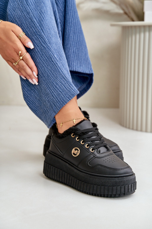 Sneakers modelio batai sportiniai bateliai Moteriškas pašiltinti su madingais masyviais padais juodos spalvos Verissha