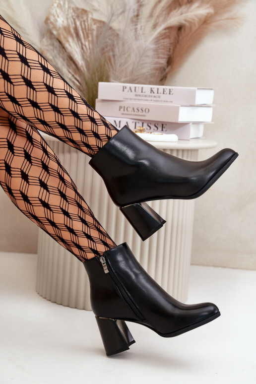 Sklandžiai Moteriški aulinukai Z iš eko zomšosu pašiltinti juodos spalvos Milisea Sklandžiai Moteriški aulinukai Z iš eko zomšosu pašiltinti juodos spalvos Milisea