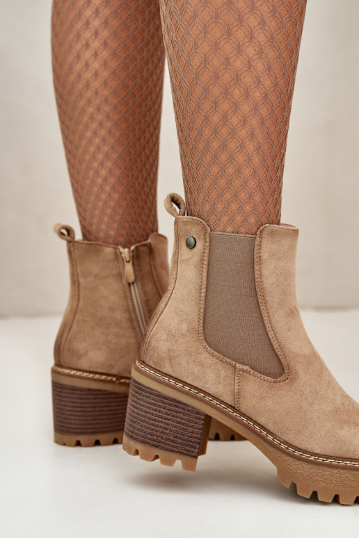 Moteriški aulinukai pašiltinti su kulniukais iš eko zomšosoĮe smėlio spalvos Irissinae Moteriški aulinukai pašiltinti su kulniukais iš eko zomšosoĮe smėlio spalvos Irissinae