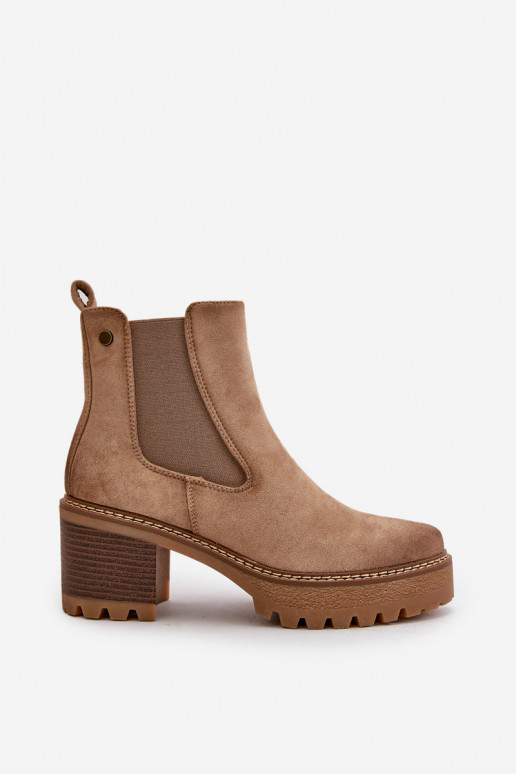 Moteriški aulinukai pašiltinti su kulniukais iš eko zomšosoĮe smėlio spalvos Irissinae Moteriški aulinukai pašiltinti su kulniukais iš eko zomšosoĮe smėlio spalvos Irissinae