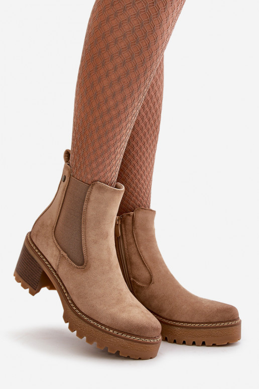 Moteriški aulinukai pašiltinti su kulniukais iš eko zomšosoĮe smėlio spalvos Irissinae Moteriški aulinukai pašiltinti su kulniukais iš eko zomšosoĮe smėlio spalvos Irissinae