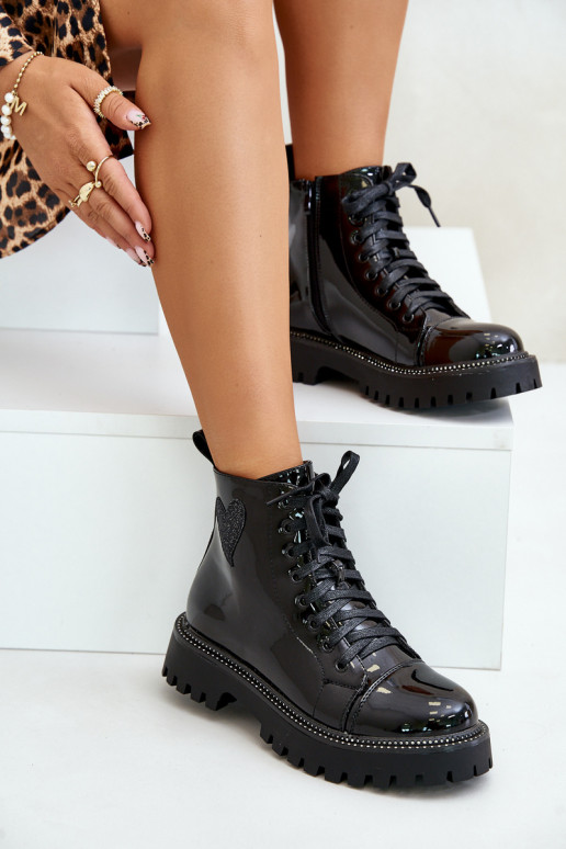 su lako efektu Moteriški aulinukai Į Pilį Su puošniais su širdelėmism juodos spalvos Obeena su lako efektu Moteriški aulinukai Į Pilį Su puošniais su širdelėmism juodos spalvos Obeena