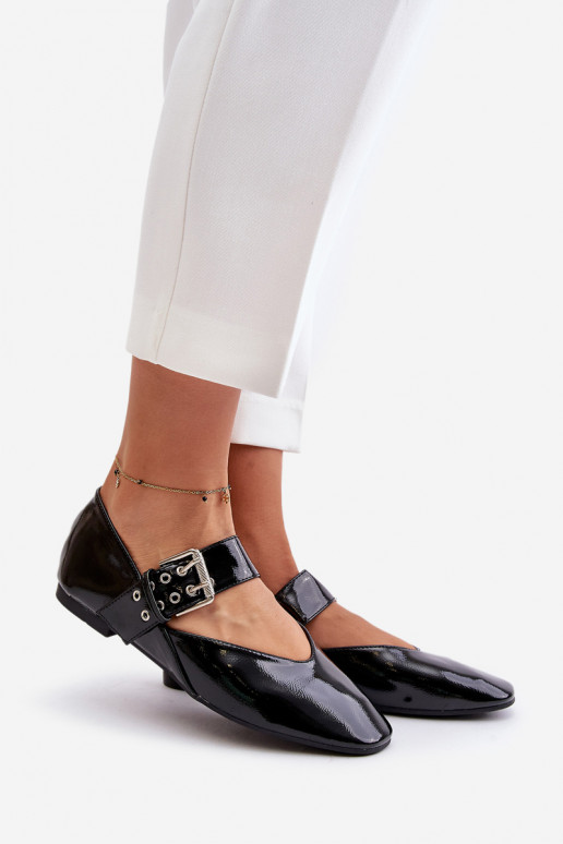 Lakuotos balerinos su dirželiais juodos spalvos Azirae