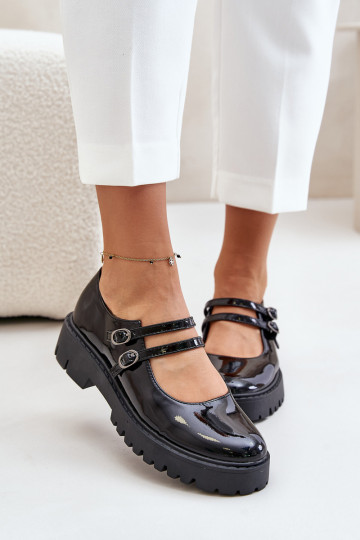 su lako efektu Moteriškas batai su juostelėmis juodos spalvos Rialuna