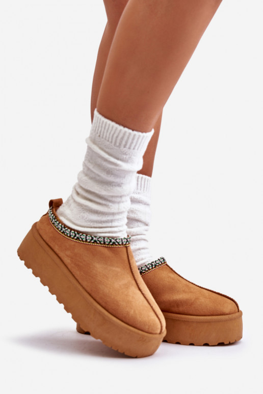 Šlepetės Moteriškas su platforma Z Haftem rudos spalvos Neroma