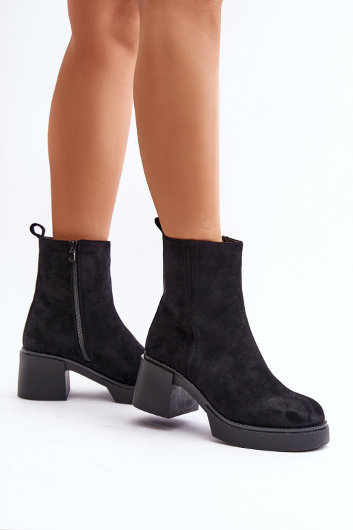 iš eko zomšosoĮe Moteriškas Šilti aulinukai ant kulno juodos spalvos Meriluna