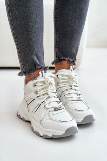 pašiltinti Sneakers modelio batai Moteriškas Big Star OO274A161 baltos spalvos