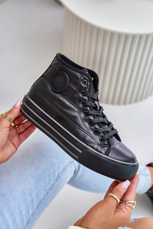 pašiltinti Laisvalaikio bateliai su platforma OO274A471 juodos spalvos