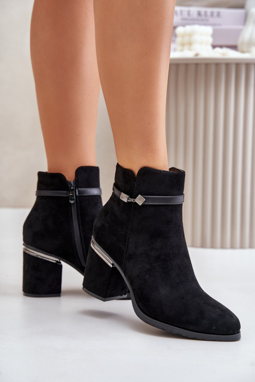 pašiltinti Moteriški aulinukai su dekoruotais kulnais Vinceza 16446 juodos spalvos pašiltinti Moteriški aulinukai su dekoruotais kulnais Vinceza 16446 juodos spalvos