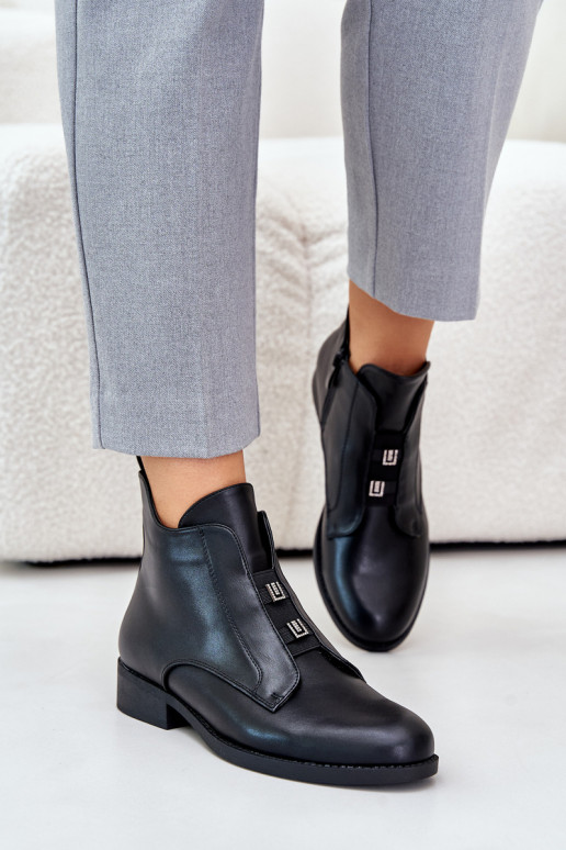 pašiltinti Moteriški aulinukai su plačiais kulniukais iš eko odos S.Barski HY42-716 juodos spalvos pašiltinti Moteriški aulinukai su plačiais kulniukais iš eko odos S.Barski HY42-716 juodos spalvos