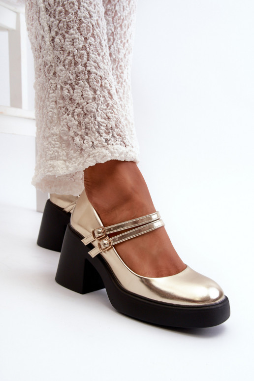 Dirbtinės odos bateliai plačiu kulnu...