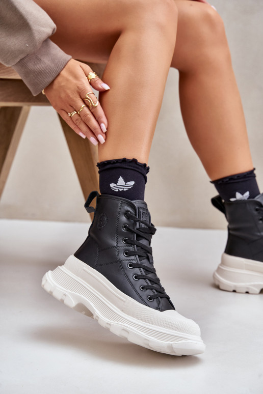 Oda pašiltinti laisvalaikio batai su platforma Big Star OO274A599 juodos spalvos Oda pašiltinti laisvalaikio batai su platforma Big Star OO274A599 juodos spalvos