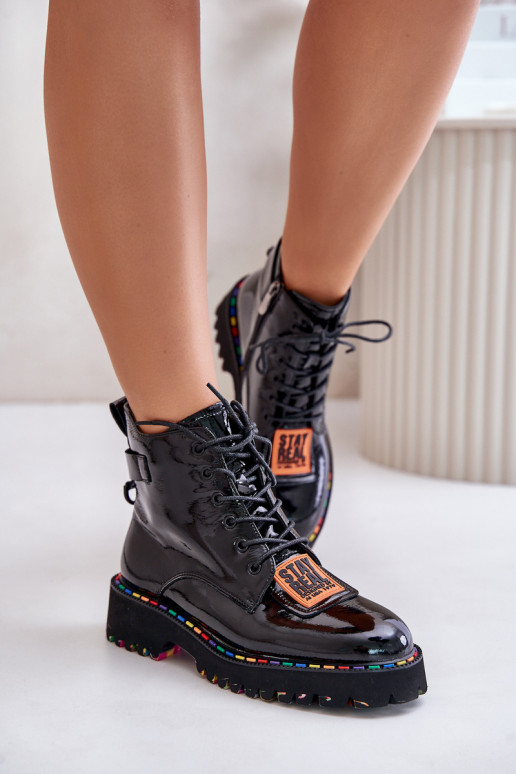 Lakuoti pašiltinti aulinukai juodos... Lakuoti pašiltinti aulinukai juodos...