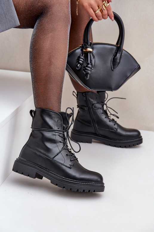 pašiltinti Aulinukai Z Przypinkami Įjungta SznuroĮaniu juodos spalvos Irivina