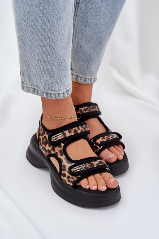Eko Oda Lengvos basutės su platforma su leopardo kailio raštais rudos spalvos Deniffia