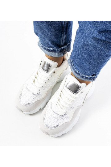 Viale balti moteriški... 2