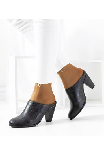 Juodieji Plotkino kulnai mulai