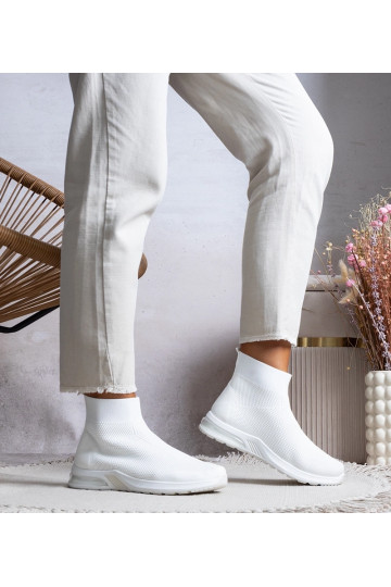 Salgado balti aukštakulniai...