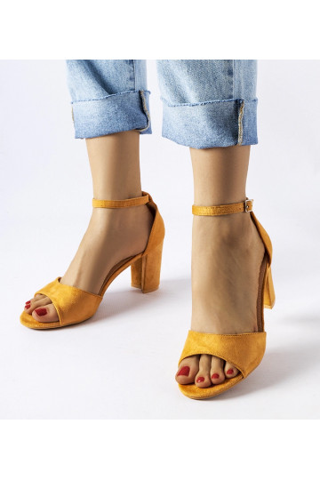 Rudos spalvos Polet basutės...