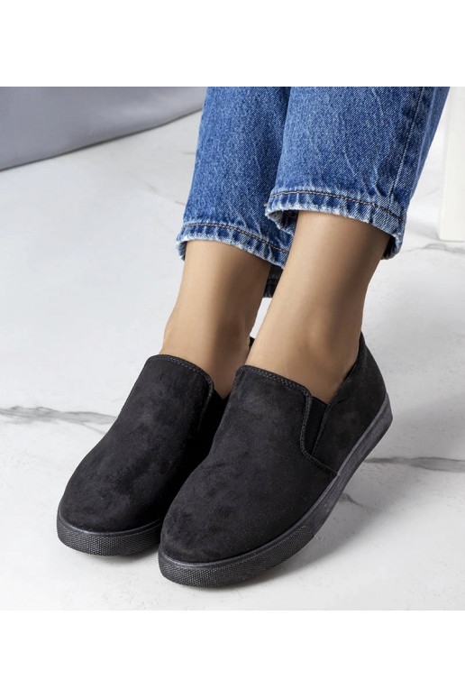 Juodi eko-zomšiniai sportbačiai Leroy