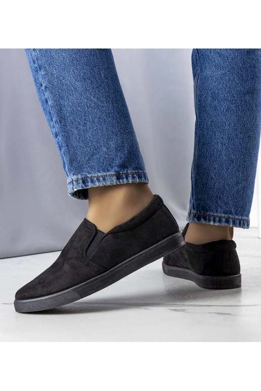 Juodi eko-zomšiniai sportbačiai Leroy